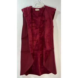 Altar’d State women’s burgundy fleece hooded cardigan size Small.  #40-1016
